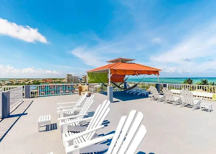 Apartment Four Mile #3 At Laguna San Pedro (Ambergris Caye)